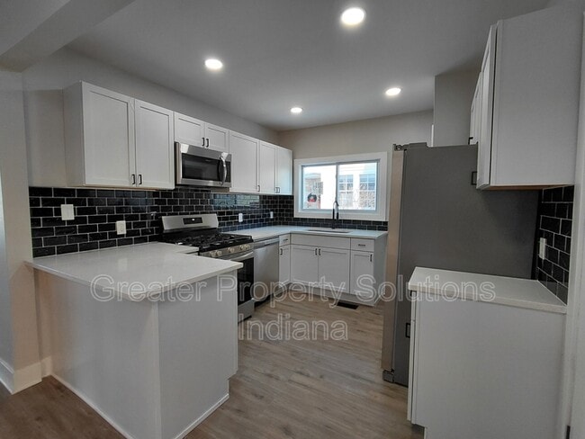 Foto del edificio - 234 Fernwood St