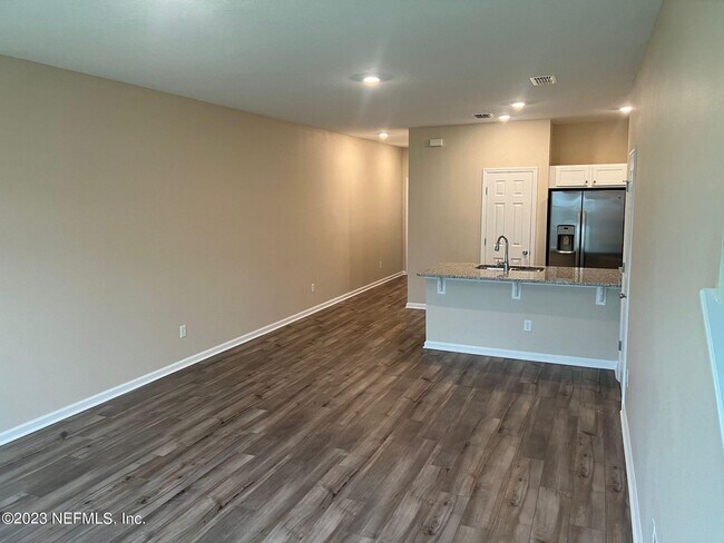 Foto del edificio - 9815 Fiddleback Ln