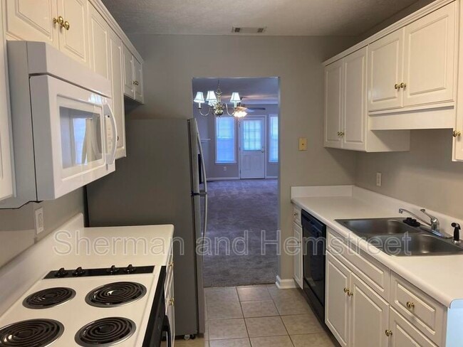 Building Photo - 852 Pawley Ct