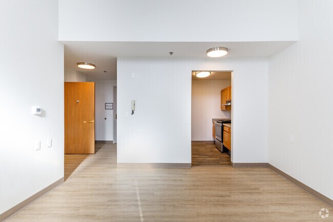1HAB1BA - Sala de estar - St. Bernard's Park - 55+ Senior Housing