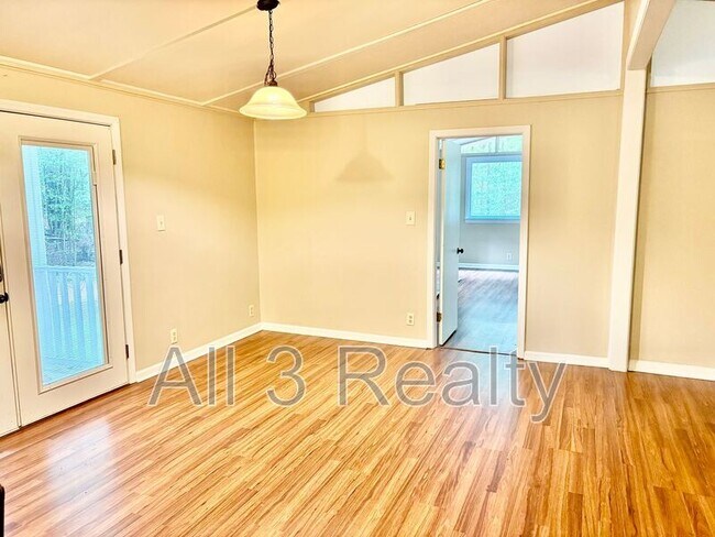 Foto del edificio - 435 Sherwood Rd