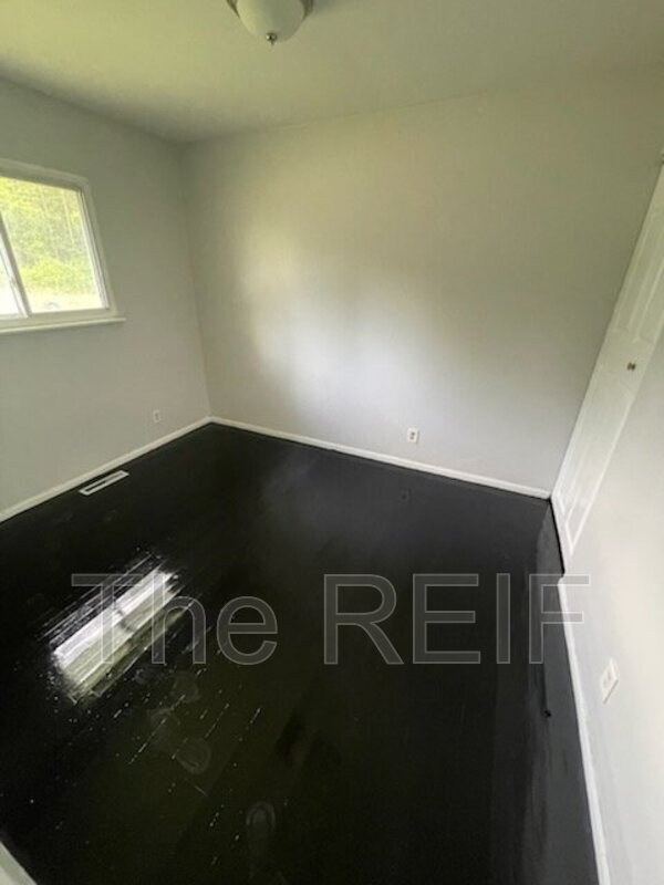 Foto del edificio - 5365 Stiffler Rd