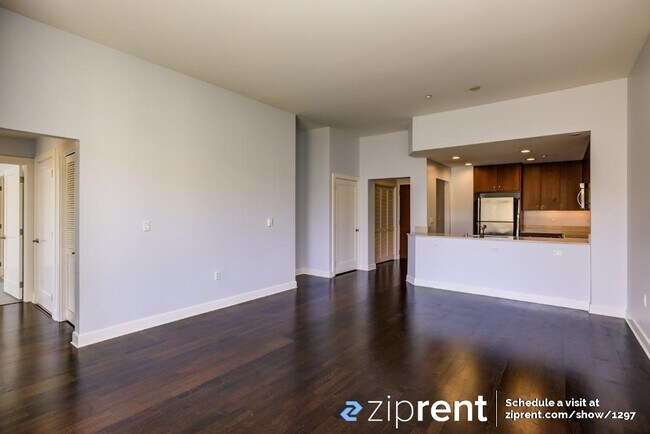 Building Photo - 585 9th St