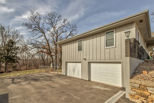 Building Photo - 6806 Renner Rd