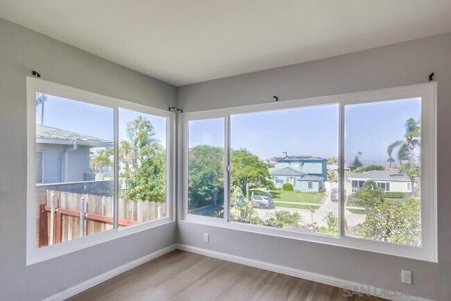 Foto del edificio - 4411 Saratoga Ave