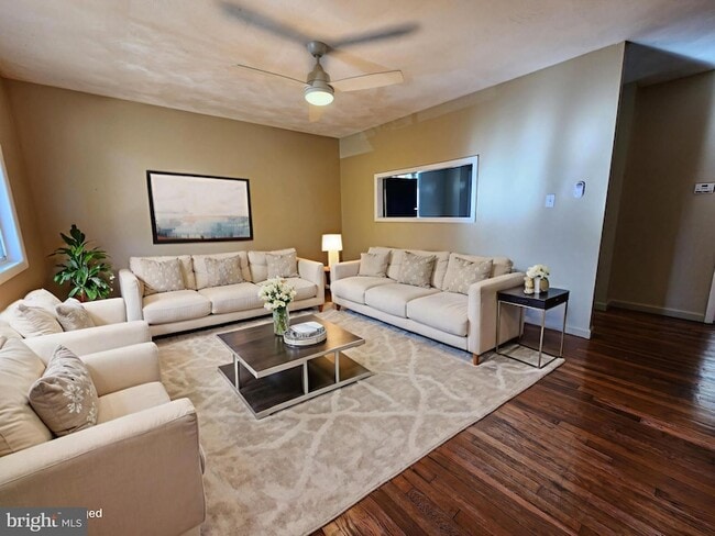 Foto del edificio - 6706 Blacklog St