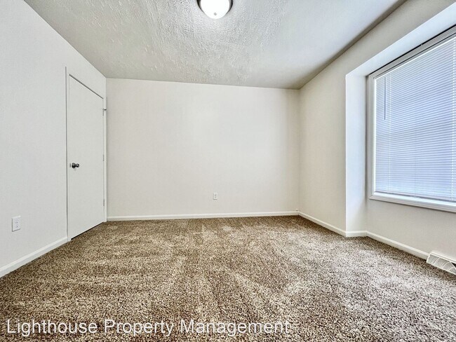 Foto del edificio - 4 br, 2 bath House - 5502 Kalamazoo Avenue