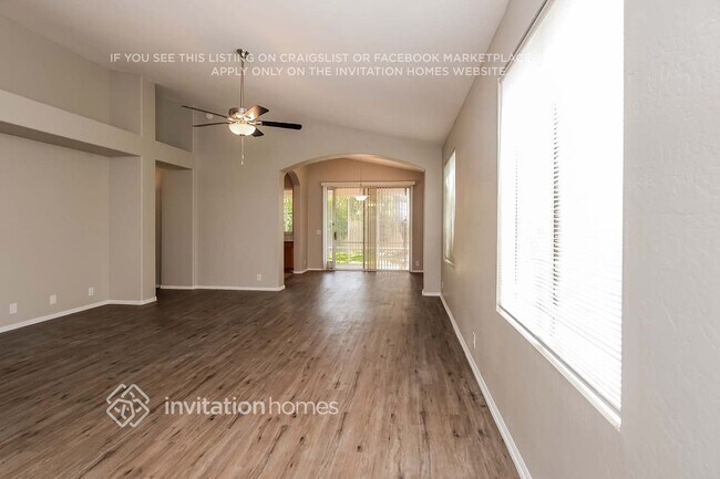Foto del edificio - 737 N Gregory Pl