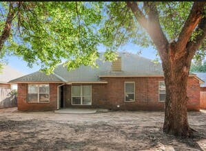 Building Photo - 84 Kimberly Dr