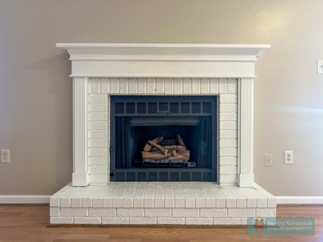 Building Photo - 117 Fox Chase Rd