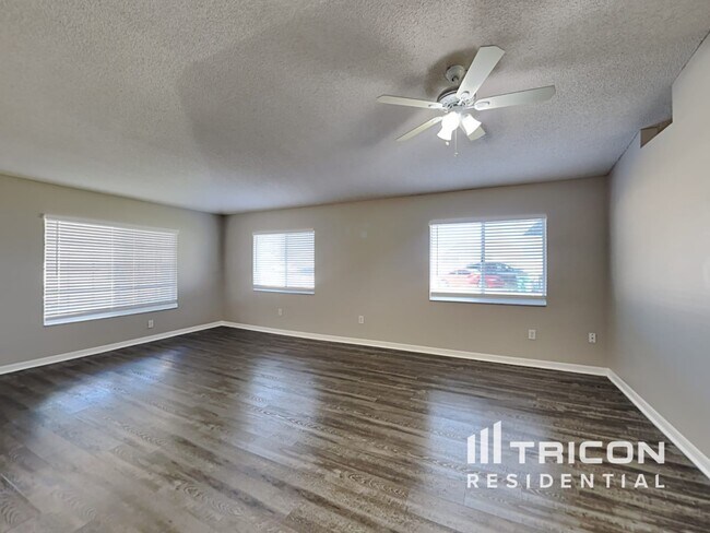 Building Photo - 30944 Midtown Court Wesley Chapel FL