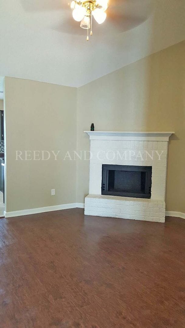 Building Photo - 9298 Charly Hill Ln