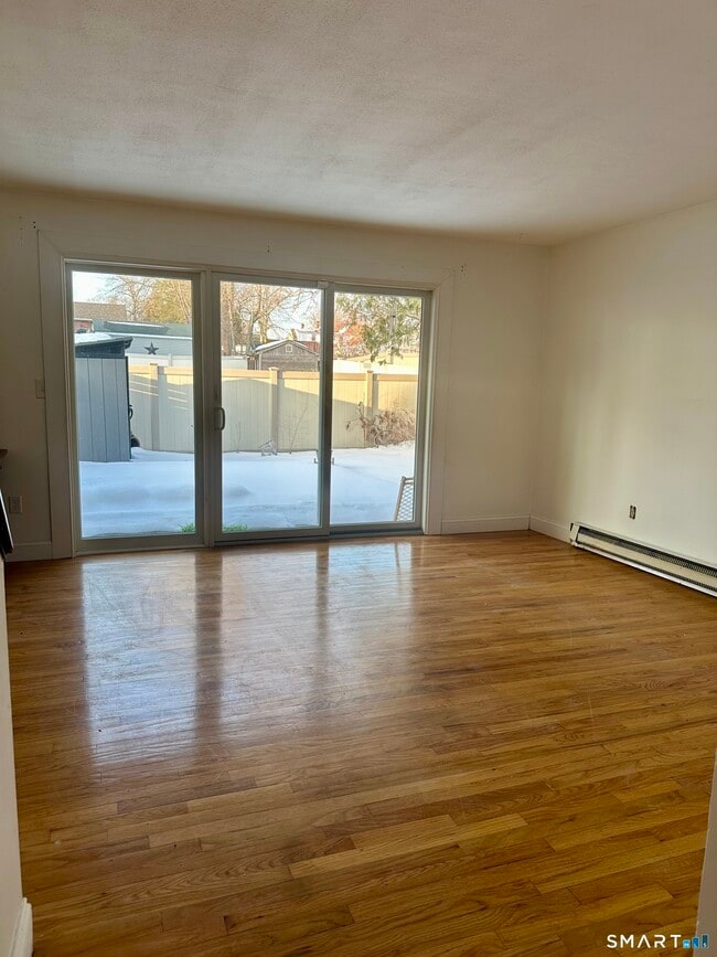 Building Photo - 293 Millville Ave