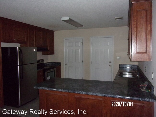 Foto del edificio - 3 br, 2 bath House - 334 W. Forest Ave Unit D