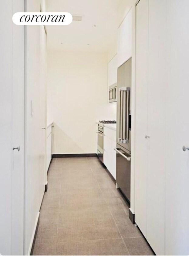 Foto principal - 305 E 63rd St