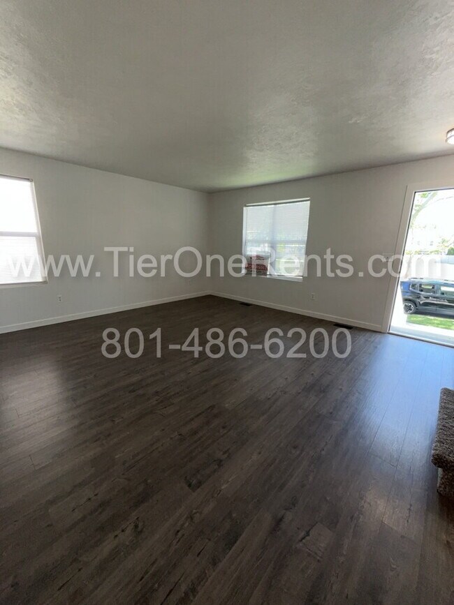 Foto del edificio - NO DEPOSIT option available for qualified ...