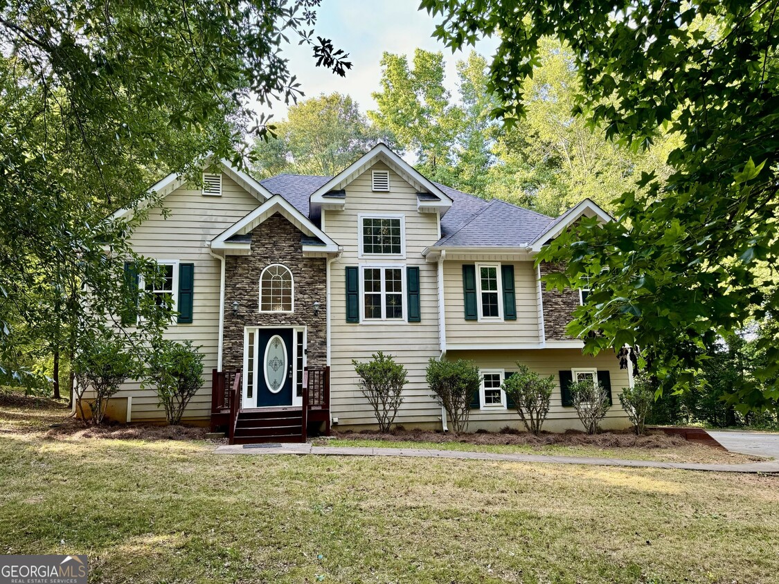 Foto principal - 765 Plowshare Rd