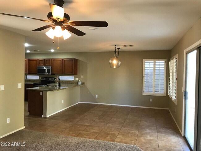 Foto del edificio - 7224 W Blackhawk Dr