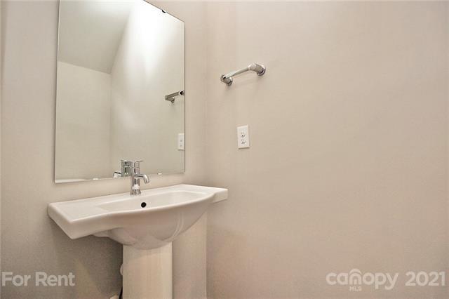 Foto del edificio - 1645 Cannon View Ln