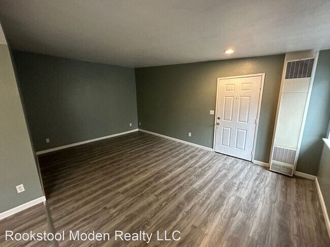 Building Photo - 2 br, 1 bath House - 214 Prescott