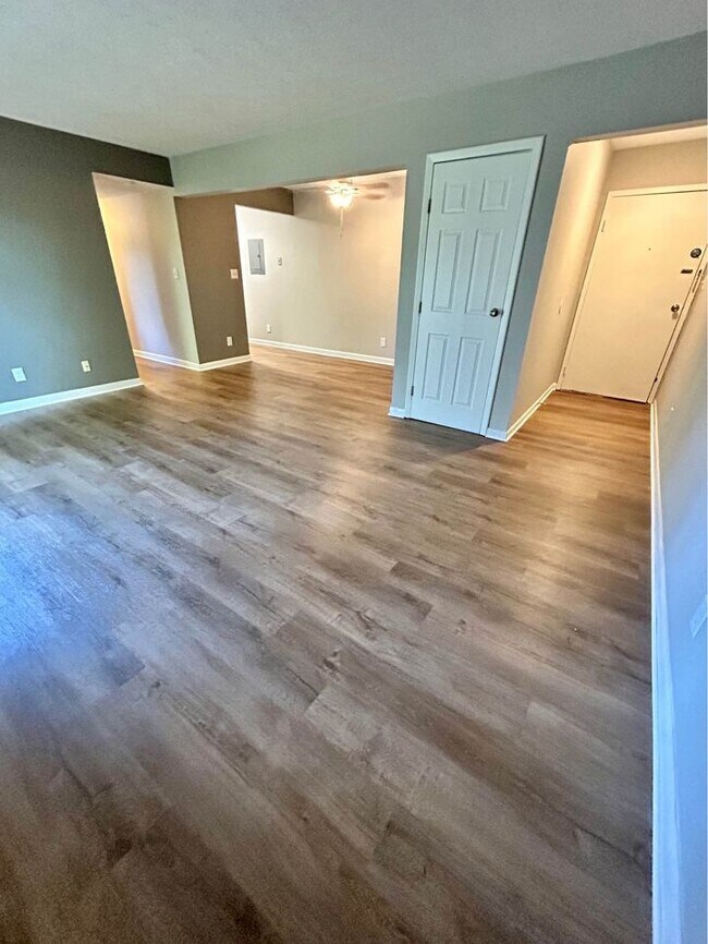 Oakmont Flats Apartments in Amelia, OH