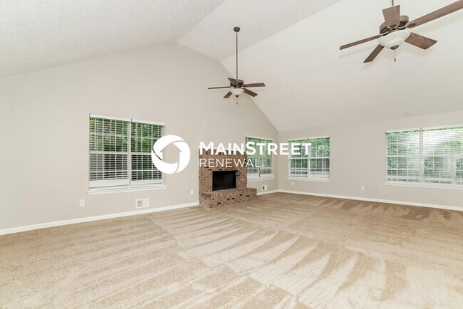 Building Photo - 3 Bedroom Pet-Friendly Home in Stockbridge, GA with Main Street Renewal
