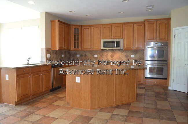 Building Photo - 4317 Jordan Way