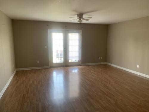 Foto principal - 406 S Walton Dr