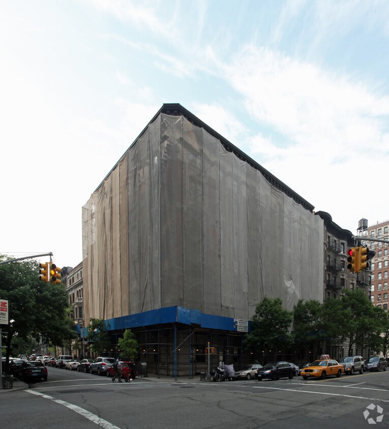 Building Photo - 929-931 W West End Ave