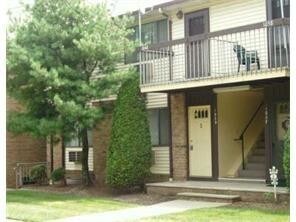 Building Photo - 1039 Cricket Ln