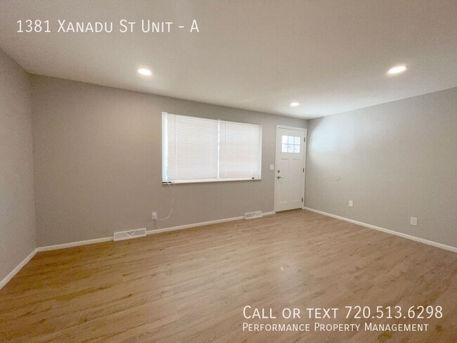 Building Photo - 1381 Xanadu St