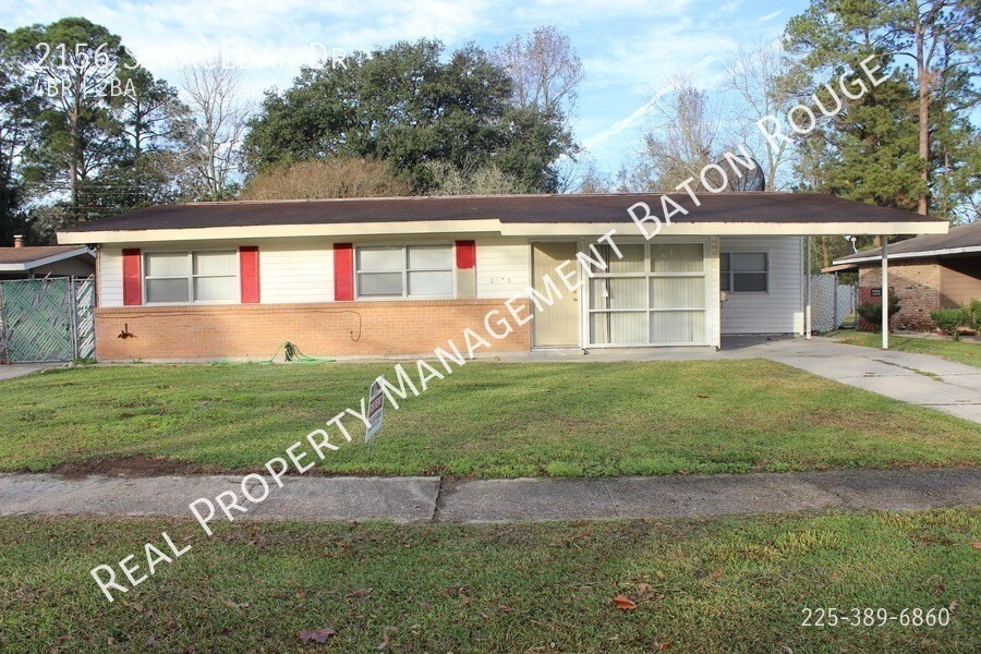 Large Home off Old Hammond Hwy House Rental in Baton Rouge, LA
