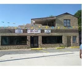 Primary Photo - 2460 E Rosedale St