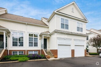 Building Photo - 6230 Downwing Ln