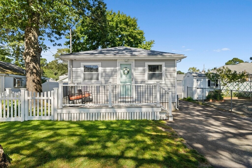 Foto principal - 19 Swift Ave