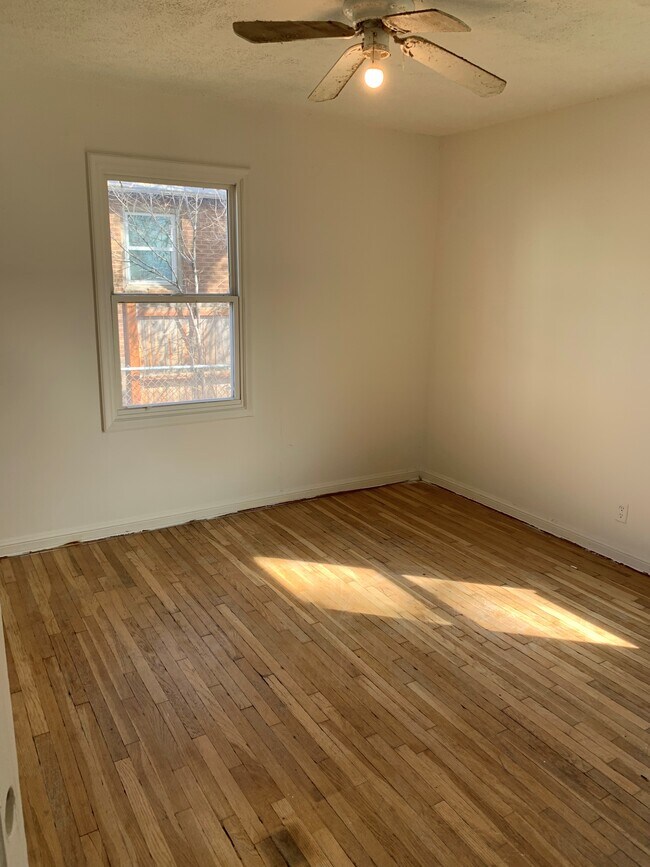 Foto del edificio - 2420 E 3300 S