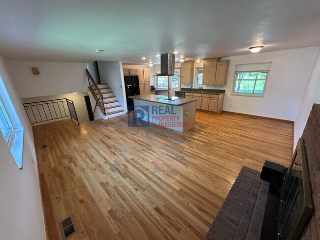 Building Photo - 1765 S Dawson Way