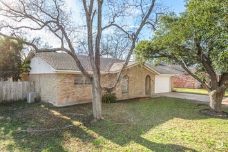 Building Photo - 2908 Oakside Dr