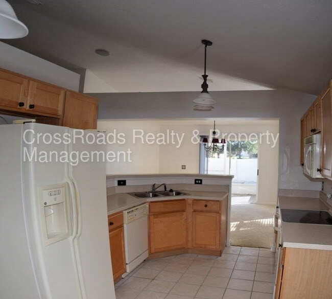 Foto del edificio - 4628 SE 28th St