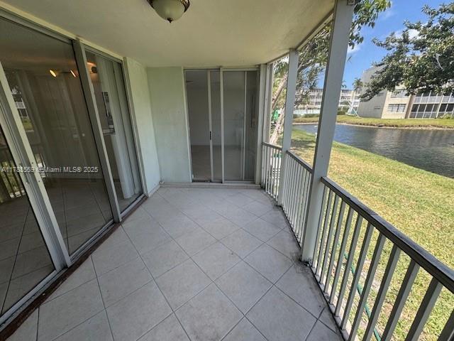 Foto del edificio - 1660 NE 191st St