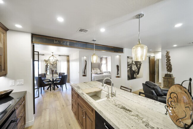 Foto del edificio - 5217 N 24th St
