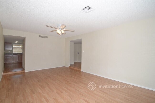 Foto del edificio - 4601 W Paradise Dr