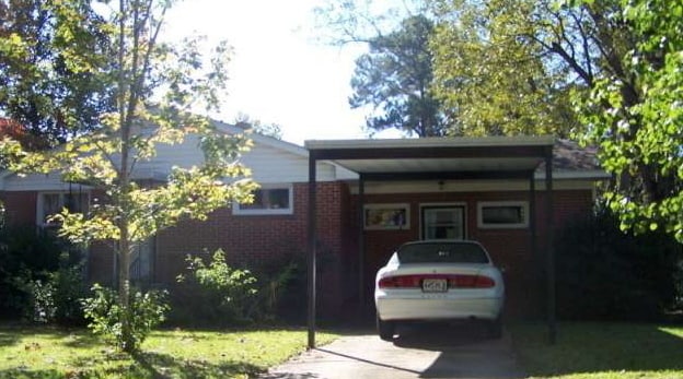 Primary Photo - 1712 Greenvale Rd