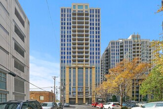Building Photo - 700 N Larrabee St