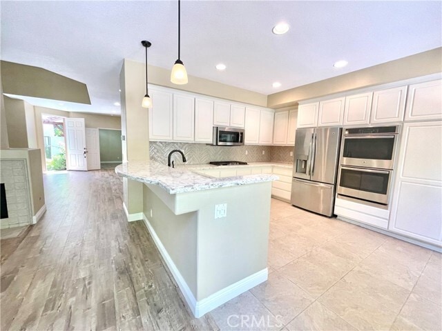 Building Photo - 32 Bogey Ln