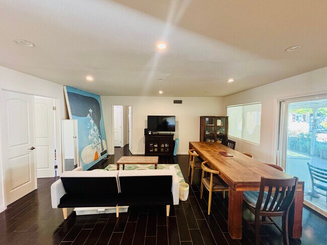 Foto del edificio - 23813 Calvert St