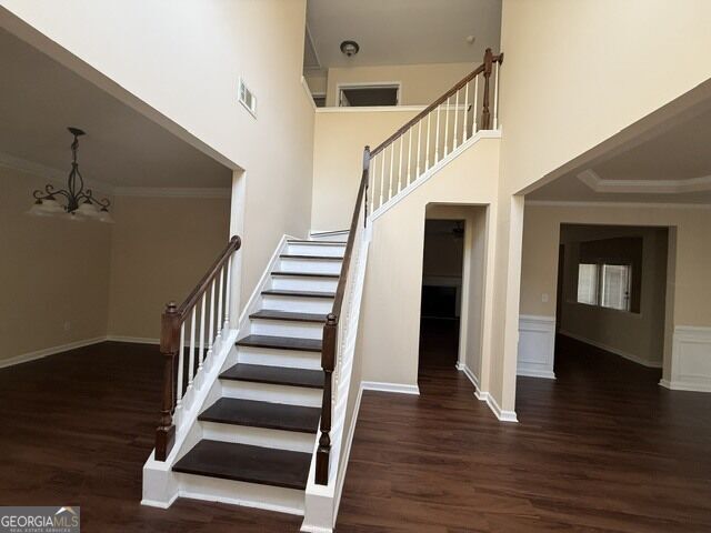 Building Photo - 817 Brampton Way