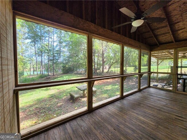 Building Photo - 1071 Powderbag Creek Rd