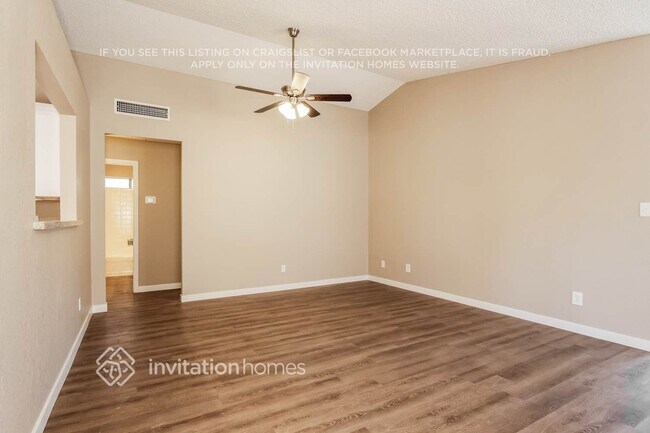 Foto del edificio - 3108 E Siesta Ln
