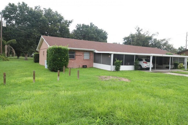Foto del edificio - 415 Alamo Dr, Lakeland, FL 33813